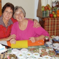 2009-hunters-breakfast-smiles2